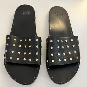 Beeks Lovebird Stud Sandals size 10 black